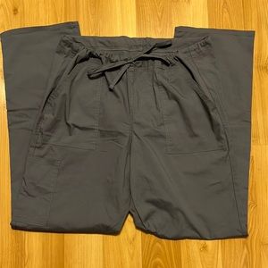 Scrubstar Scrub Pants in Gray size S